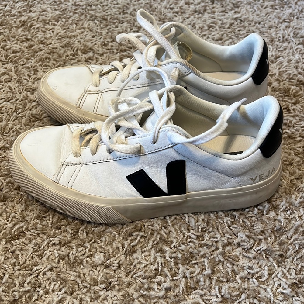 Veja Sneakers